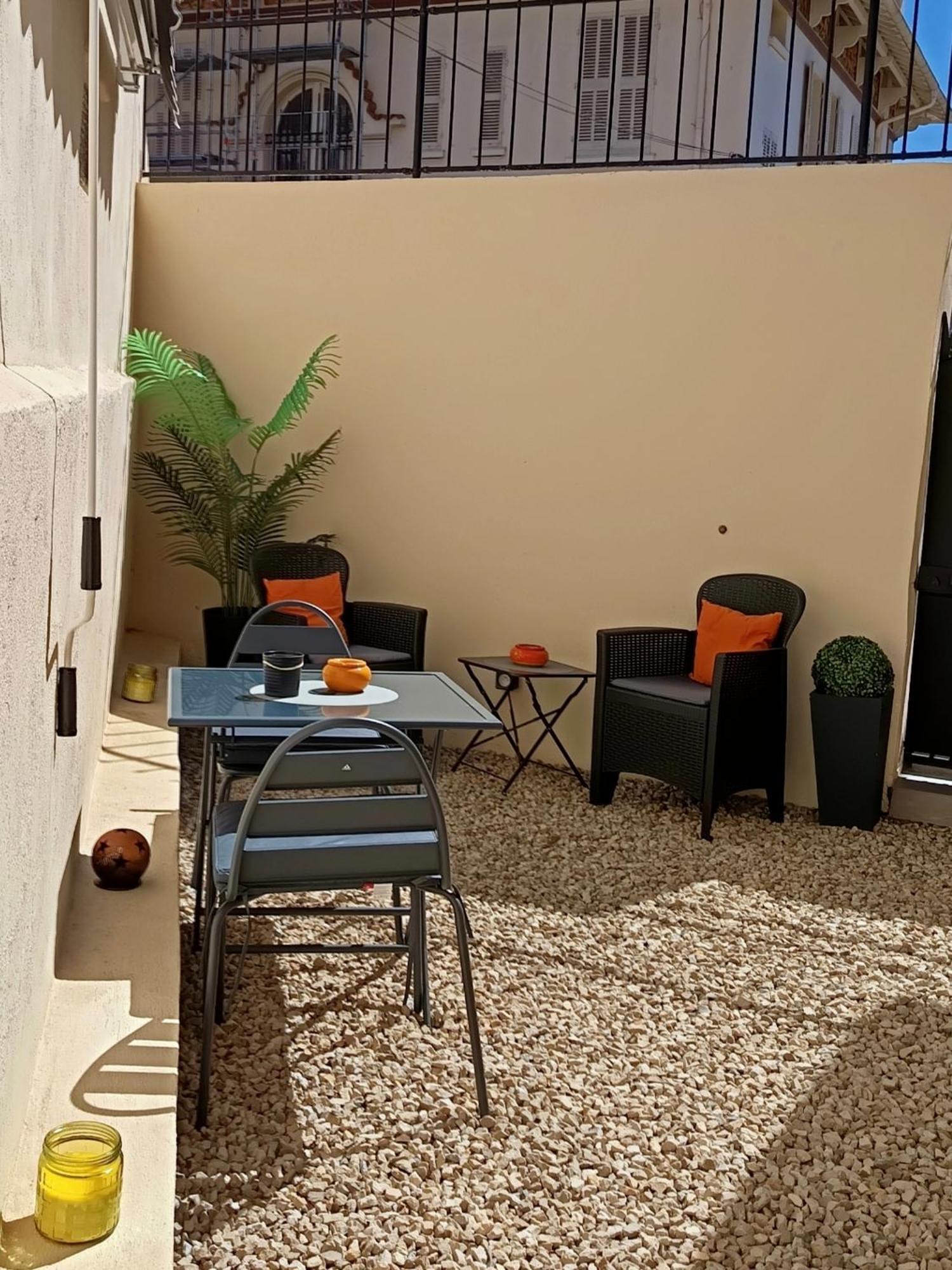 Apartament Coquet 2 Pieces Entierement Renove Et Climatise Cannes Zewnętrze zdjęcie